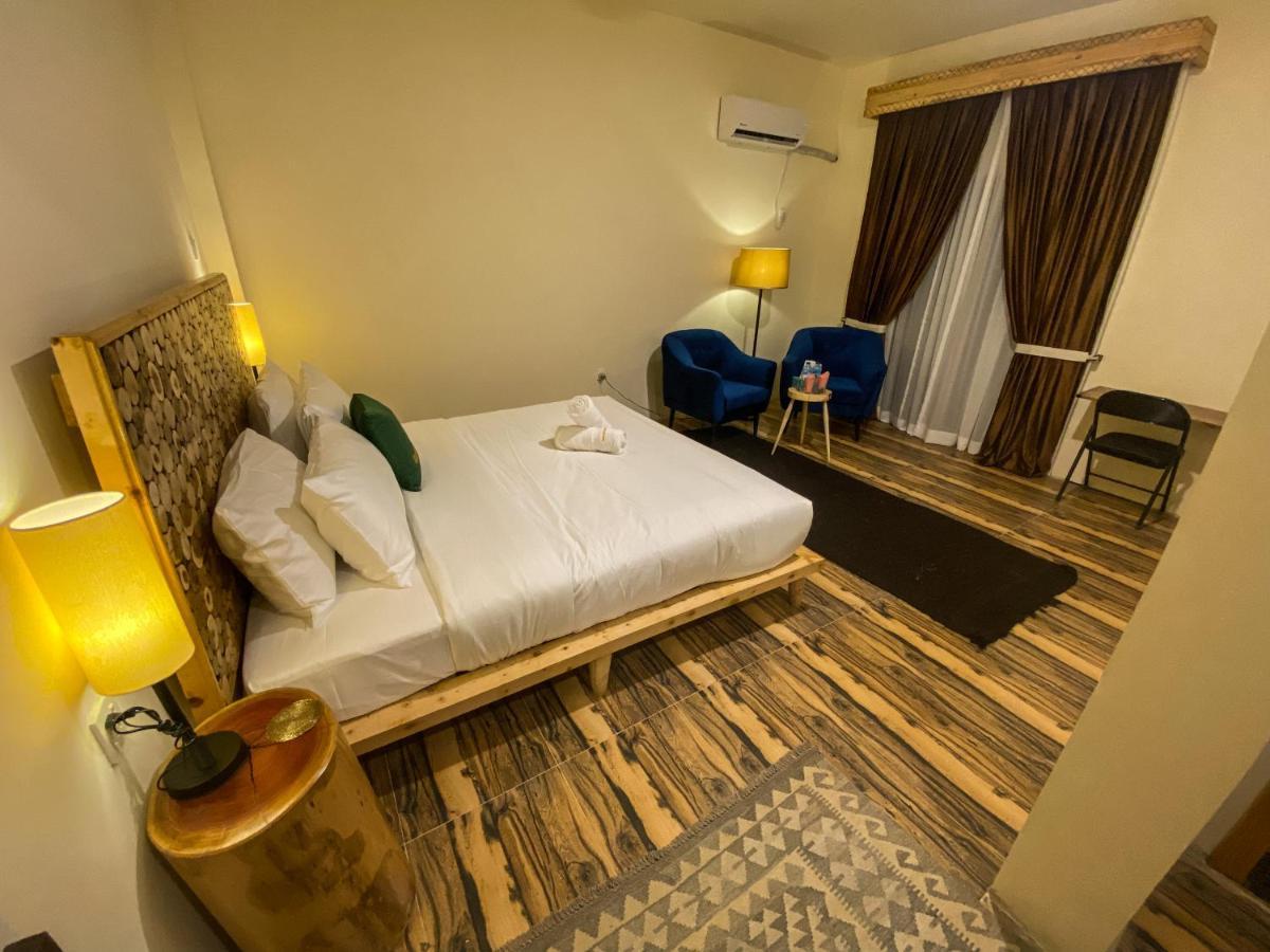 Dumani Nagar Hotel & Resort Karimabad  外观 照片