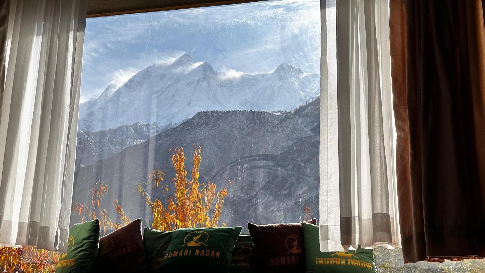 Dumani Nagar Hotel & Resort Karimabad  外观 照片