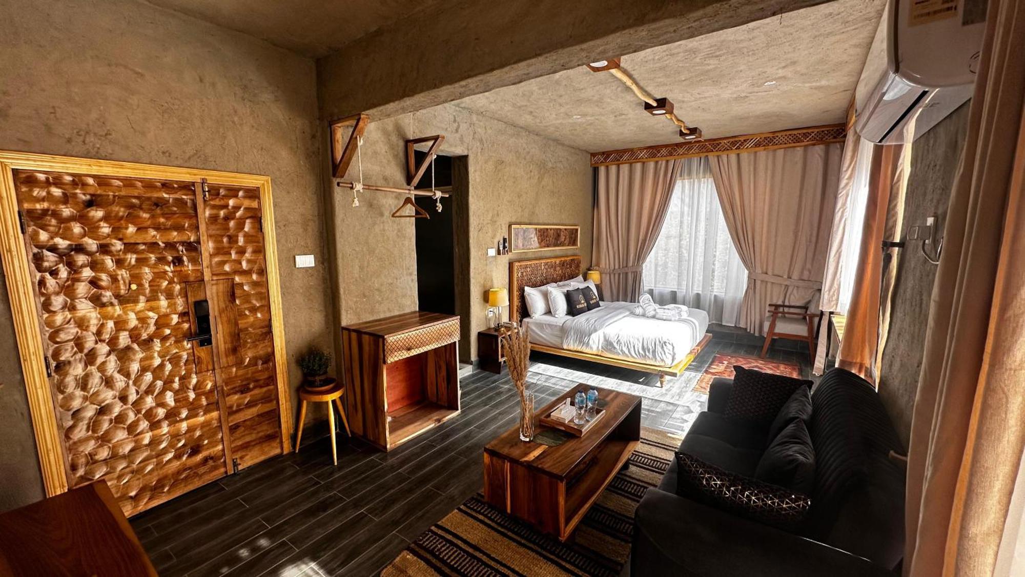 Dumani Nagar Hotel & Resort Karimabad  外观 照片